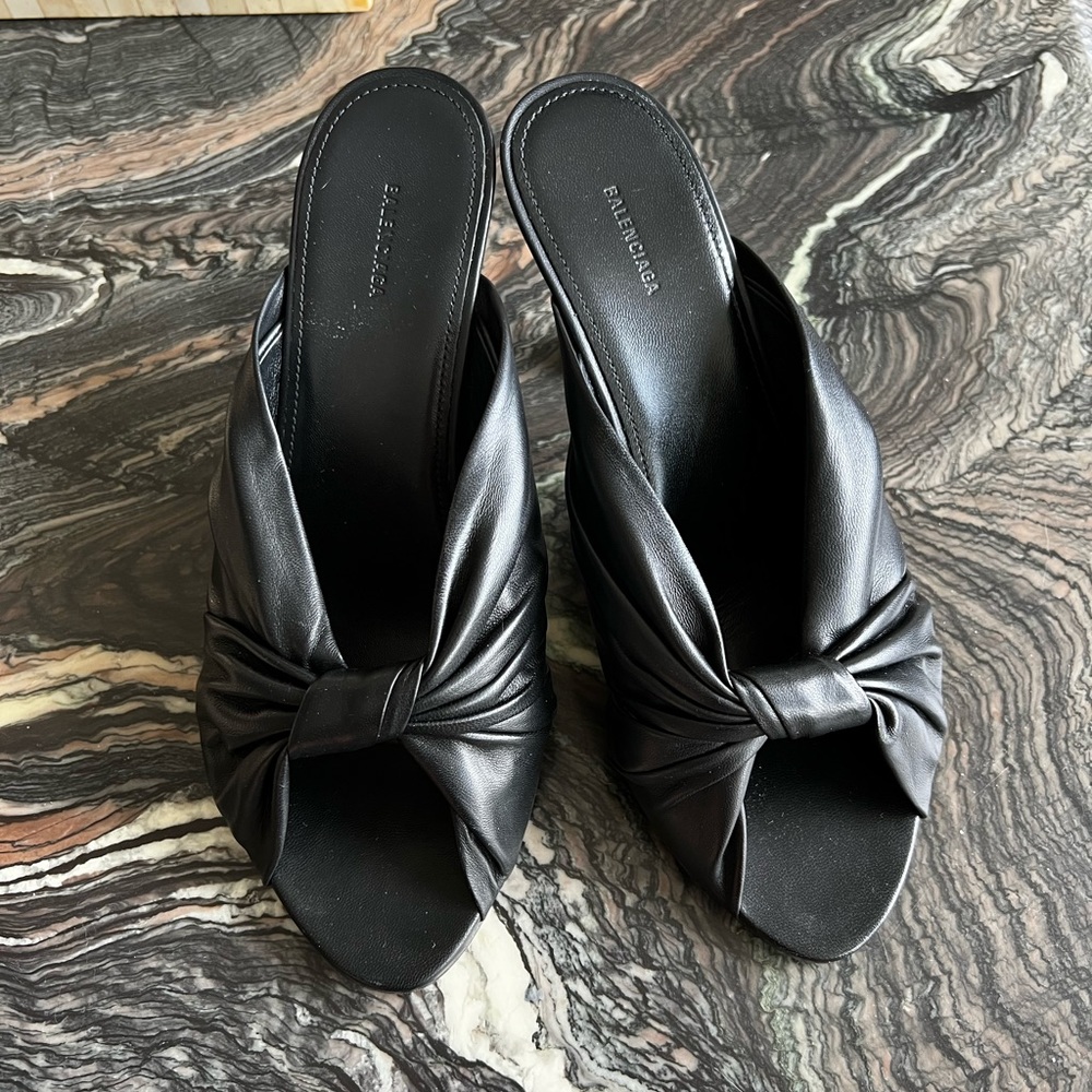 Balenciaga knotted leather slides